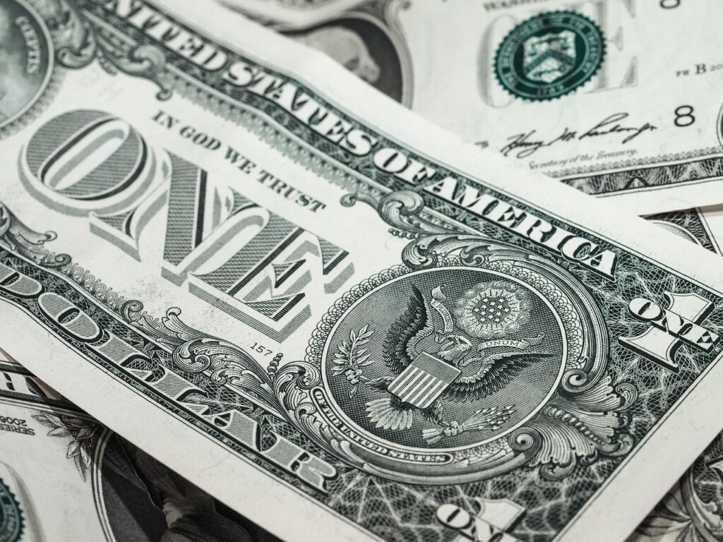 Central Banks Sound Alarm on AI in Finance